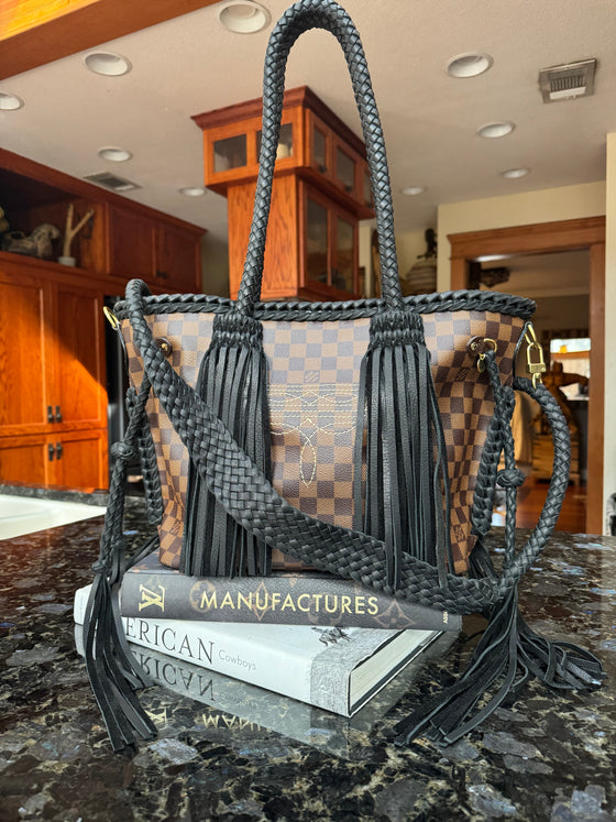 LAV Original Damier Ebene Neverfull MM Noir Braided w/boot stitch