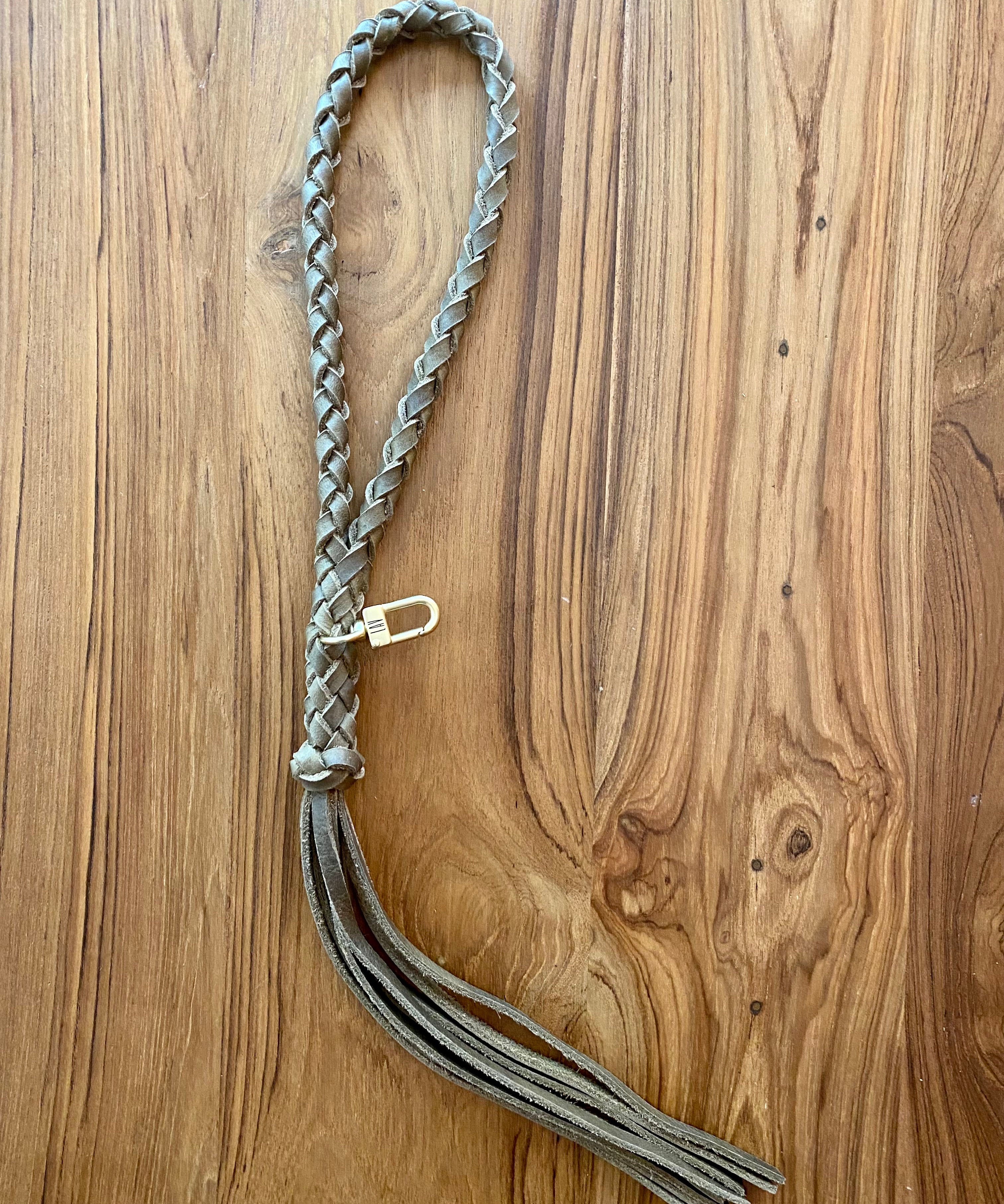 LAV Original Wristlet Clip-On